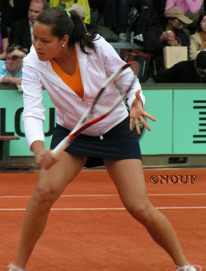 Ana Ivanovic before her first match against Stephanie Foretz , 24.05.2005. 