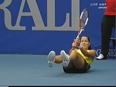 Ana Ivanovic falls after she returns a ball to Patty Schnyder from Switzerland during their semifinal match of WTA Generali Ladies Open in Linz, 29 October 2005 