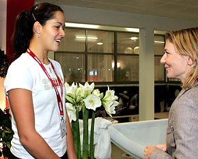 Ana Ivanovic chats with Tournament Director Sandra Reichel.