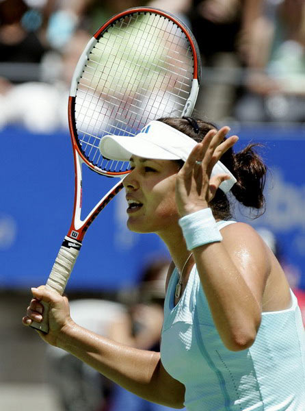 Ana Ivanovic in the first round match against China's Peng Shuai at the ATP/WTA Sydney International in Sydney, 08 January 2006. Ivanovic won 6-2  6-4.