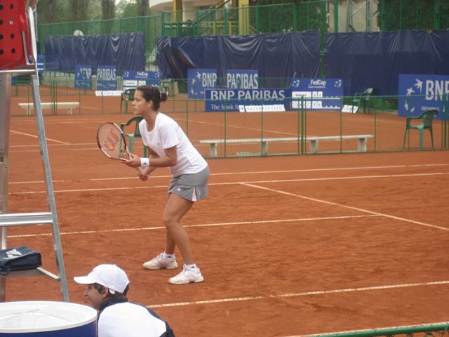 Ana led Serbia & Montenegro to a 2-1 victory over Slovenia in their opening Fed Cup by BNP Paribas Europe/Africa Zone Group I tie